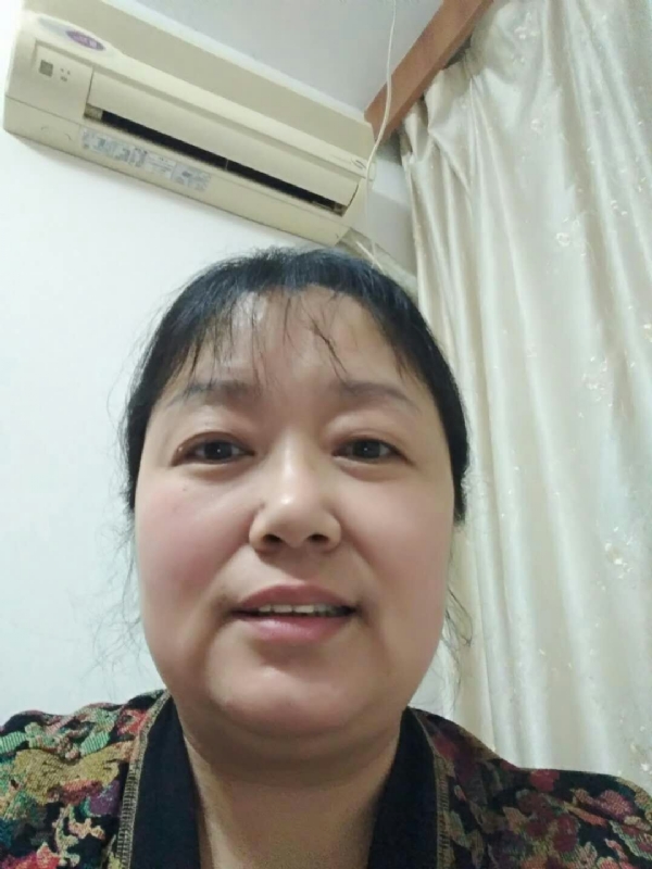 雨中漫步的第一张照片--南京中老年相亲网
