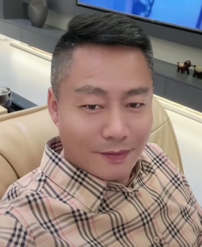 李*军的第三张照片--南京中老年相亲网