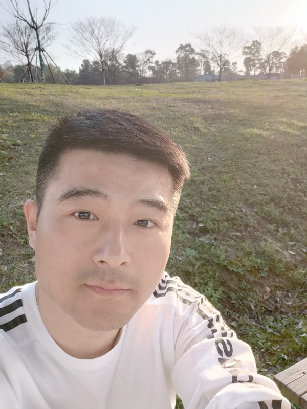 一凡的第一张照片--南京中老年相亲网
